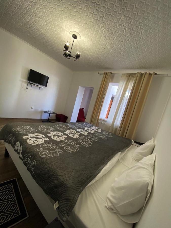 Olena Resort Bryukhovychi Ngoại thất bức ảnh