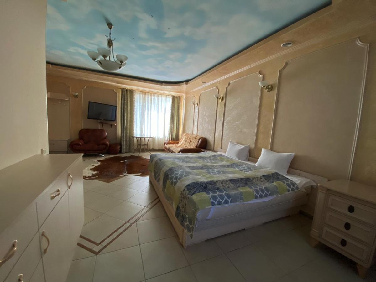 Olena Resort Bryukhovychi Ngoại thất bức ảnh