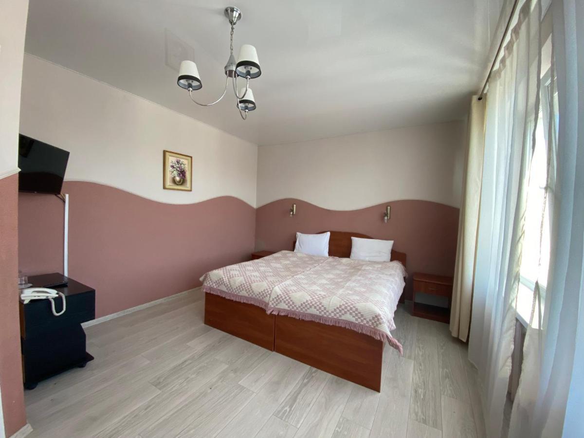 Olena Resort Bryukhovychi Ngoại thất bức ảnh
