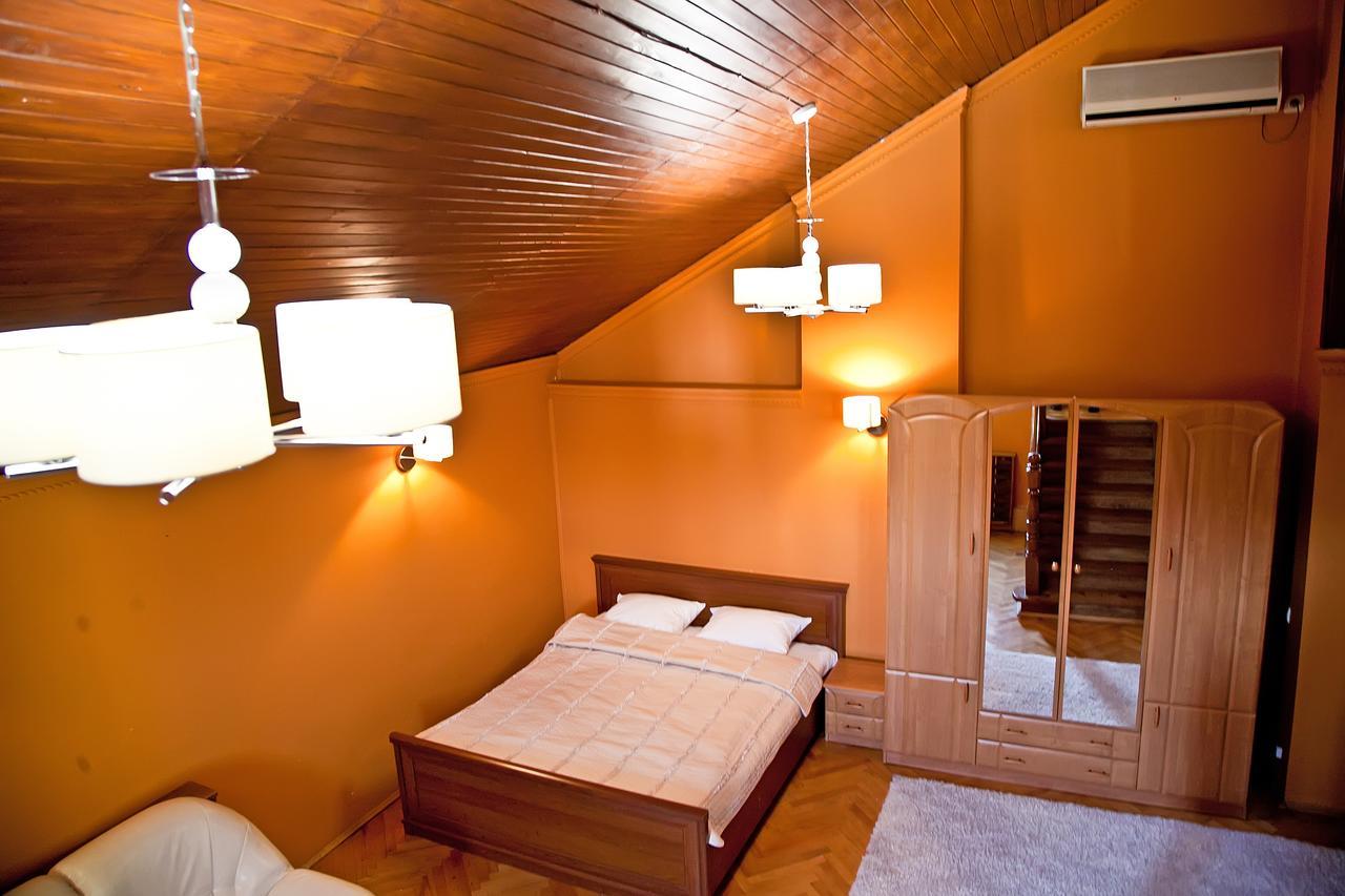 Olena Resort Bryukhovychi Ngoại thất bức ảnh