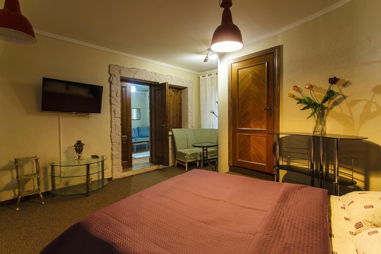 Olena Resort Bryukhovychi Ngoại thất bức ảnh